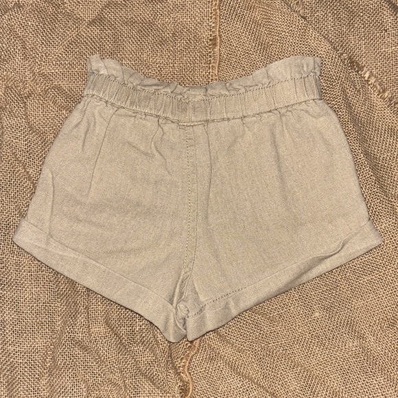 OLD NAVY Ruffled Puckered-Jacquard Knit One-Shoulder Top - Picture 5 of 8